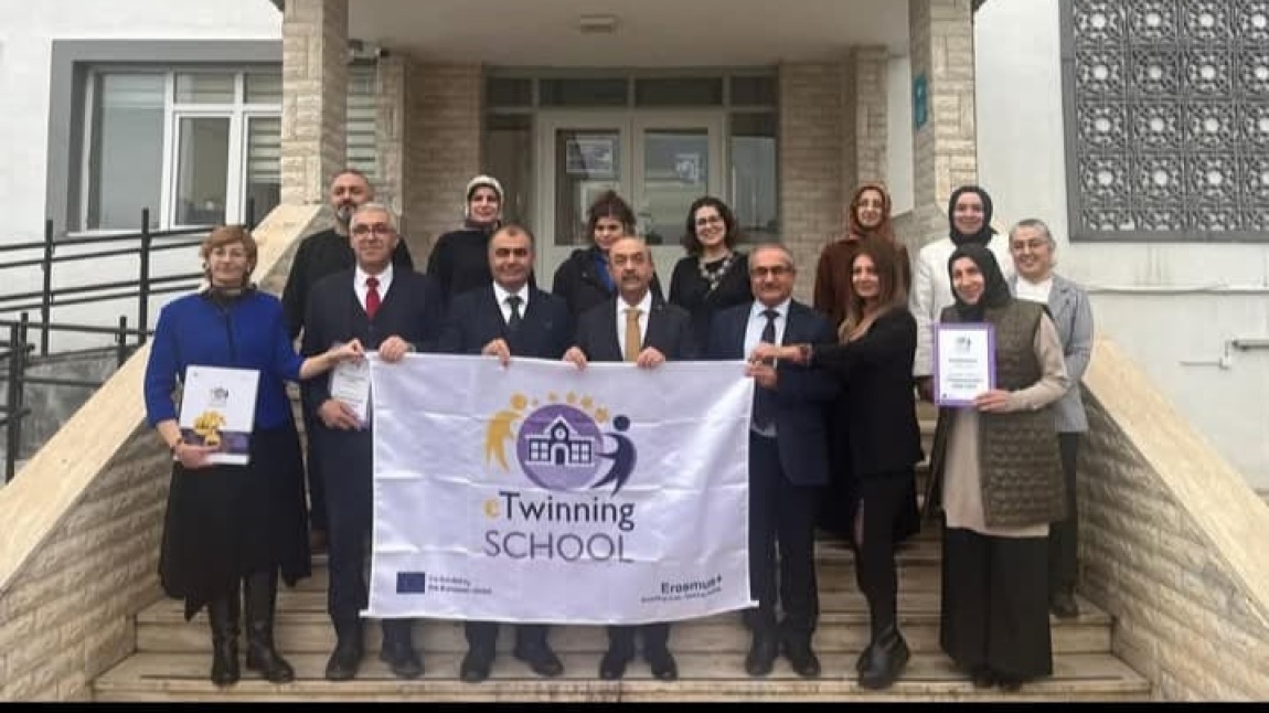 2024-2025 eTwinning Okul Etiketi Aldık